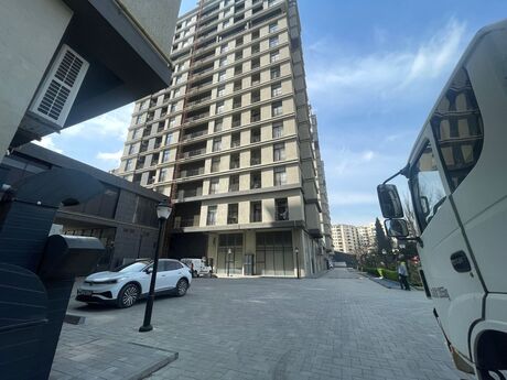 4-комн. новостройка - м. Нариман Нариманов - 130 м²