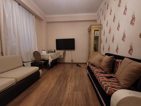 Elan №6264586 - Bakı, Yasamal q., 2 otaqlı, 70 m², 10/12 mərtəbə
