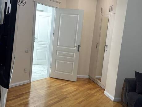 2-room new-build apartment for rent in Azadlıq Prospekti, 60 m², 750 AZN/mo, photo 2 / 10