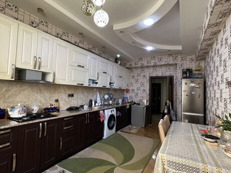3 otaqlı mənzil, 125 m², İnşaatçılar: 255 000 ₼ 4