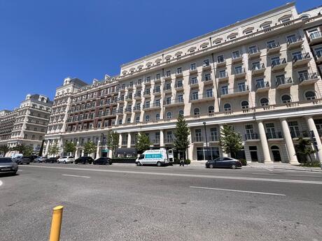 Elan №6264984 - Bakı, Ağ şəhər q., 4 otaqlı, 135.7 m², 6/7 mərtəbə
