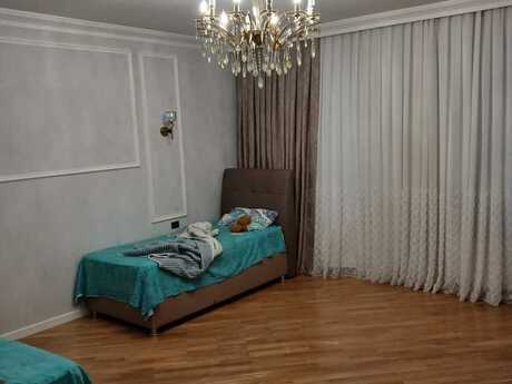 3 otaqlı mənzil, 160 m², 28 May: 460 000 ₼ 3