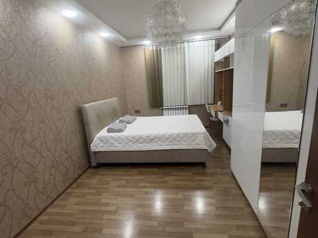 3 otaqlı köhnə tikili - Memar Əcəmi m. - 75 m²