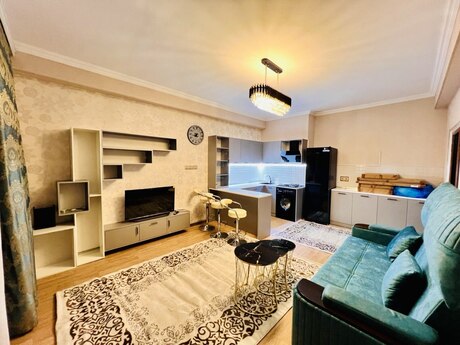 1 otaqlı yeni tikili - 28 May m. - 40 m²