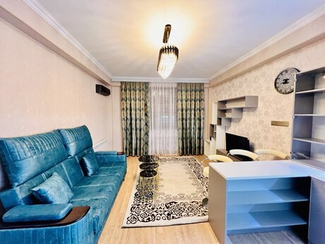 1 otaqlı yeni tikili - 28 May m. - 40 m²