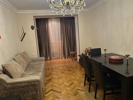 Объявление №6265736 - Баку, м. Элмляр Академиясы, 2-комн., 40 м², 2/4 этаж