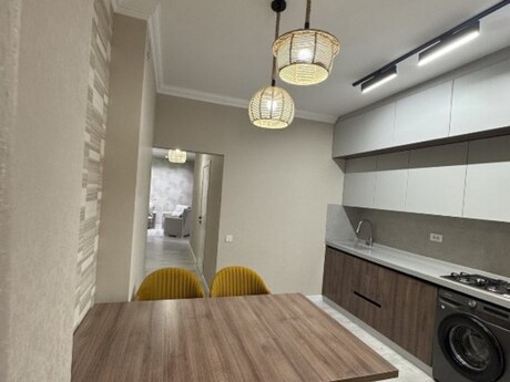 3 otaqlı yeni tikili - Xalqlar Dostluğu m. - 88 m²