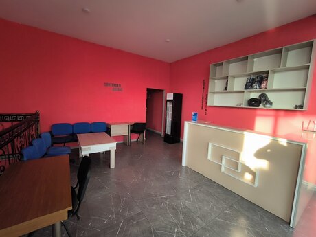 Obyekt - Azadlıq Prospekti m. - 400 m²