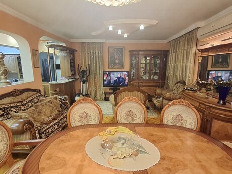 3-room apartment, 95 m², Azadlıq Prospekti: 215 000 ₼ 3