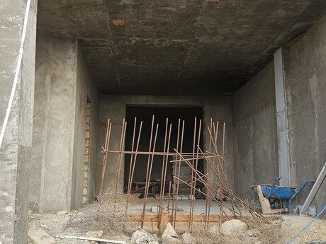 5 otaqlı həyət evi, 260 m², Saray: 150 000 ₼ 2