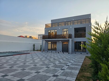 5-комн. дом/дача - пос. Новханы - 350 м²