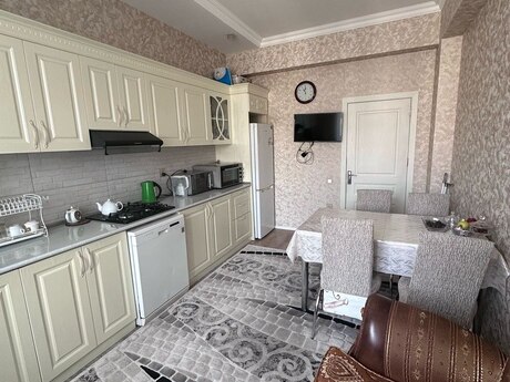 2 otaqlı mənzil, 82 m², İnşaatçılar: 185 000 ₼ 3