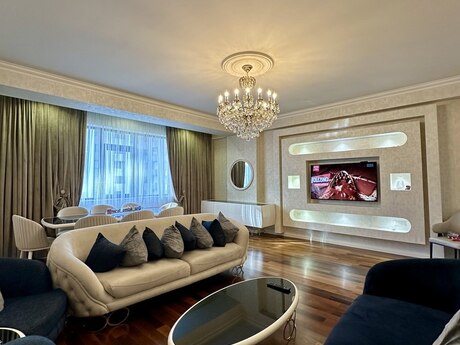 Elan №6266338 - Bakı, 8 Noyabr m., 3 otaqlı, 140 m², 10/18 mərtəbə