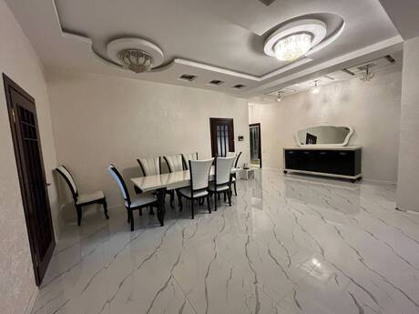 Kirayə 4 otaqlı mənzil, 200 m², 28 May: 1 800 ₼/ay 2