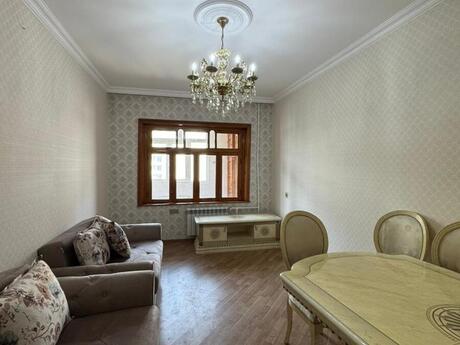 3-room apartment, 78 m², Bakıxanov: 220 000 ₼ 2