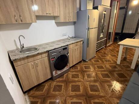 1-room old-build apartment for rent in İnşaatçılar, 35 m², 340 AZN/mo, photo 4 / 11
