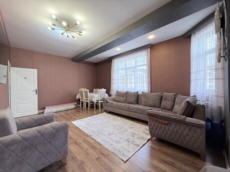Elan №6266805 - Sumqayıt, Sumqayıt, 2 otaqlı, 84 m², 3/10 mərtəbə