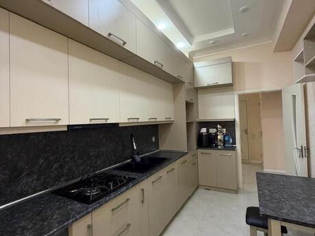 2-комнатная квартира, 85 м², Bakıxanov: 179 000 ₼ 5