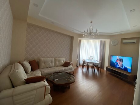 Elan №6266890 - Bakı, Şah İsmayıl Xətai m., 3 otaqlı, 120 m², 14/19 mərtəbə