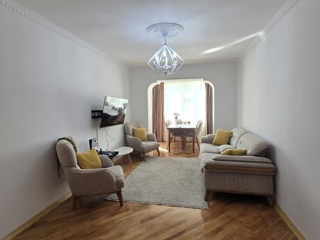 4-комн. вторичка - пос. Ази Асланова - 90 м²