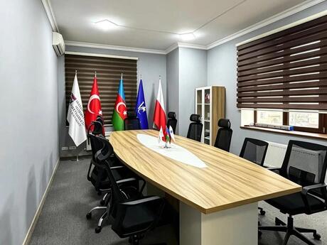 Elan №6267229 - Bakı, Şah İsmayıl Xətai m., 4 otaqlı, 145 m²
