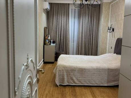 2-комн. новостройка - м. Иншаатчылар - 75 м²