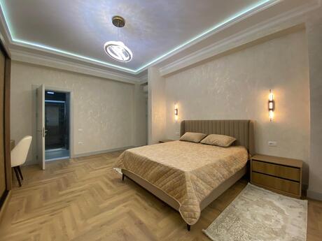 Kirayə 3 otaqlı mənzil, 135 m², Ağ şəhər: 2 300 ₼/ay 5