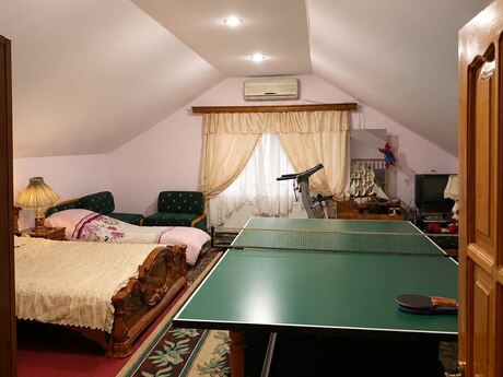 7 otaqlı həyət evi/bağ evi - Bakıxanov q. - 310 m²