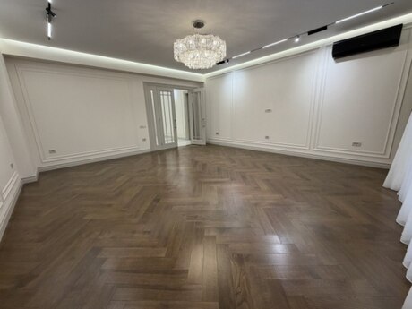 4-room apartment, 186 m², 28 May: 730 000 ₼ 3