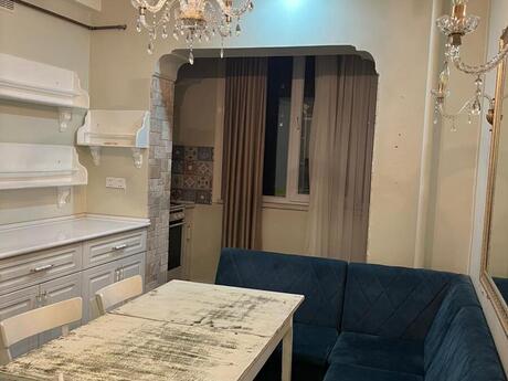 2 otaqlı köhnə tikili - Xalqlar Dostluğu m. - 60 m²
