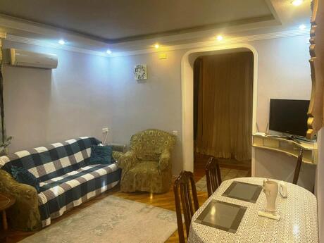 Kirayə 3 otaqlı mənzil, 75 m², 28 May: 850 ₼/ay 2