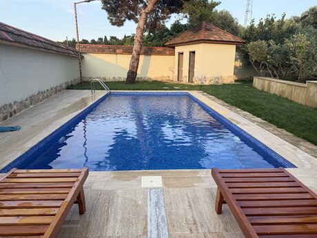 4 otaqlı həyət evi/bağ evi - Bilgəh q. - 350 m²