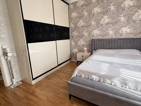 2 otaqlı yeni tikili - Azadlıq Prospekti m. - 80 m²