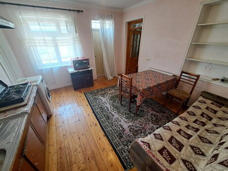 2 otaqlı həyət evi/bağ evi - Xırdalan - 55 m²