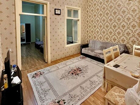 Elan №6268246 - Bakı, Sahil m., 2 otaqlı, 70 m², 2/2 mərtəbə