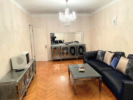 3 otaqlı mənzil, 100 m², Şah İsmayıl Xətai: 270 000 ₼ 3