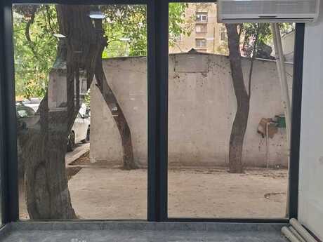 Obyekt - İnşaatçılar m. - 61 m²