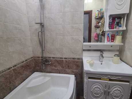 3-комн. вторичка - Наримановский  р. - 80 м²