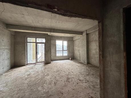 1 otaqlı yeni tikili - Binəqədi r. - 53 m²