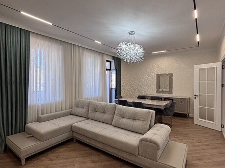 3 rooms · 130 m² · floor 11/16, Memar Əcəmi