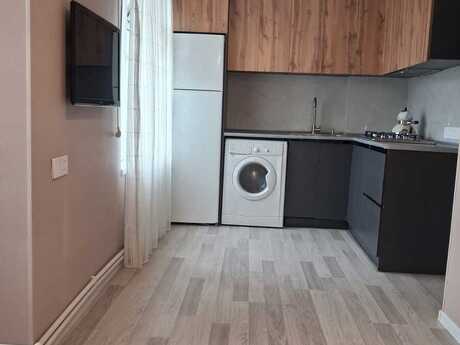 2 otaqlı köhnə tikili - Gənclik m. - 40 m²