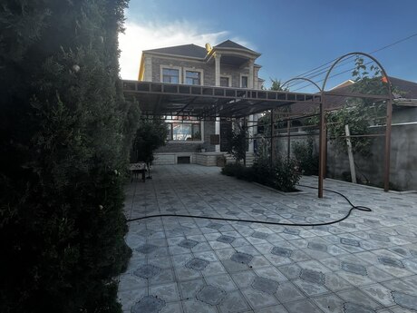 5 otaqlı həyət evi, 252 m², Binə: 285 000 ₼ 2