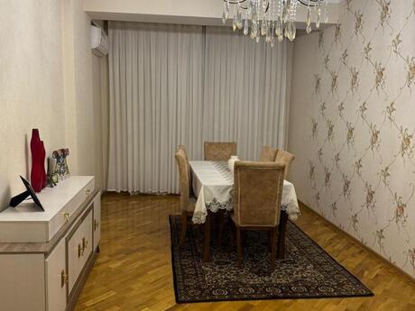 Elan №6269365 - Bakı, Elmlər Akademiyası m., 2 otaqlı, 60 m², 8/17 mərtəbə