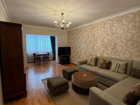 Аренда: 2-комнатная квартира, 70 м², 28 May: 1 200 ₼/мес 2