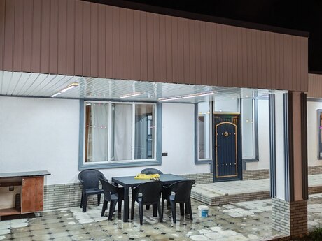 4 otaqlı həyət evi/bağ evi - Qəbələ - 180 m²