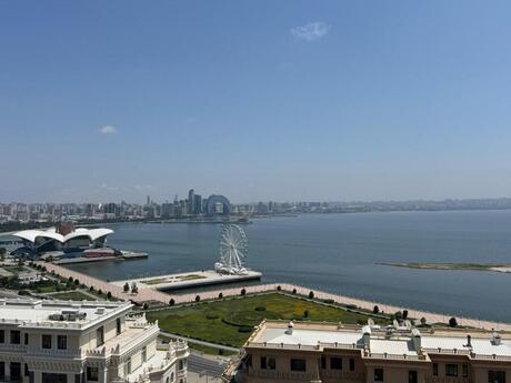 4 rooms · 165 m² · floor 13/18, İçəri Şəhər