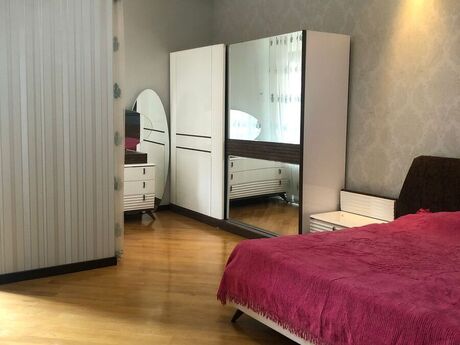 Elan №6269796 - Bakı, 8 Noyabr m., 3 otaqlı, 149 m², 9/14 mərtəbə