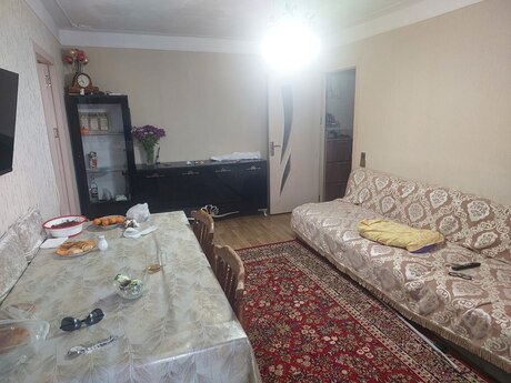 Elan №6269784 - Bakı, Elmlər Akademiyası m., 2 otaqlı, 55 m², 3/5 mərtəbə