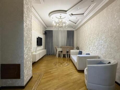 Elan №6269876 - Bakı, Memar Əcəmi m., 3 otaqlı, 133 m², 11/17 mərtəbə