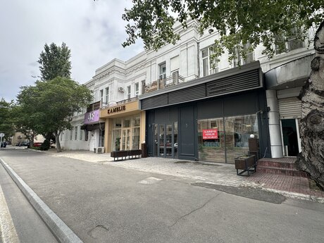 Obyekt - Şah İsmayıl Xətai m. - 170 m²